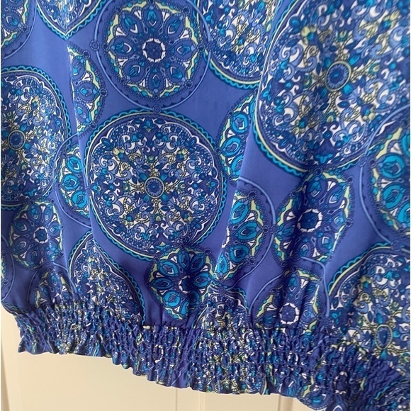 Periwinkle Blue Smocked Top 3/4 Sleeve Mandala Design Large Travelers Vacation - Picture 5 of 9